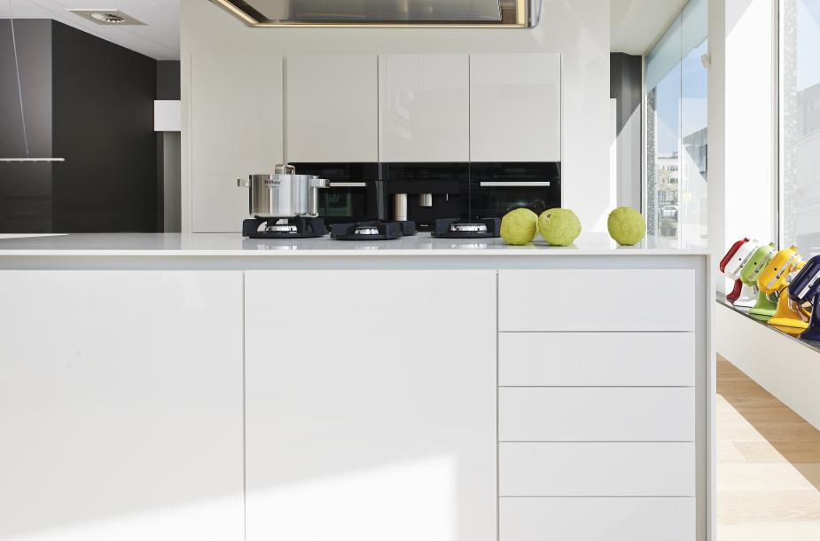 Witte keuken betonvloer ~ consenza for .