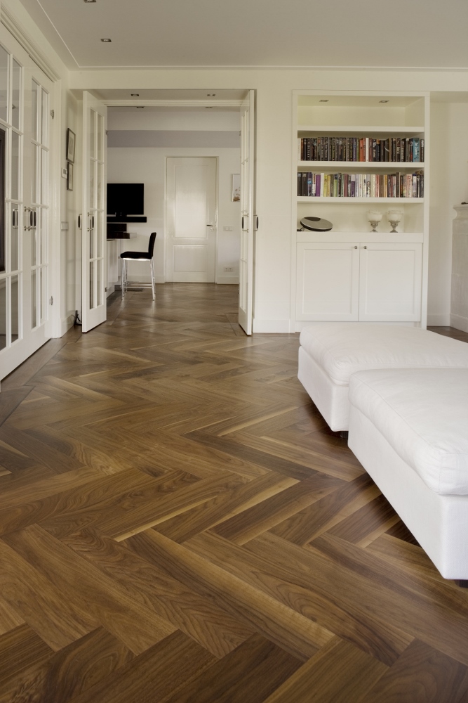 Inrichting houten vloer: 14x de charme van een witte houten vloer ... Vloer floors woonkamer houten
