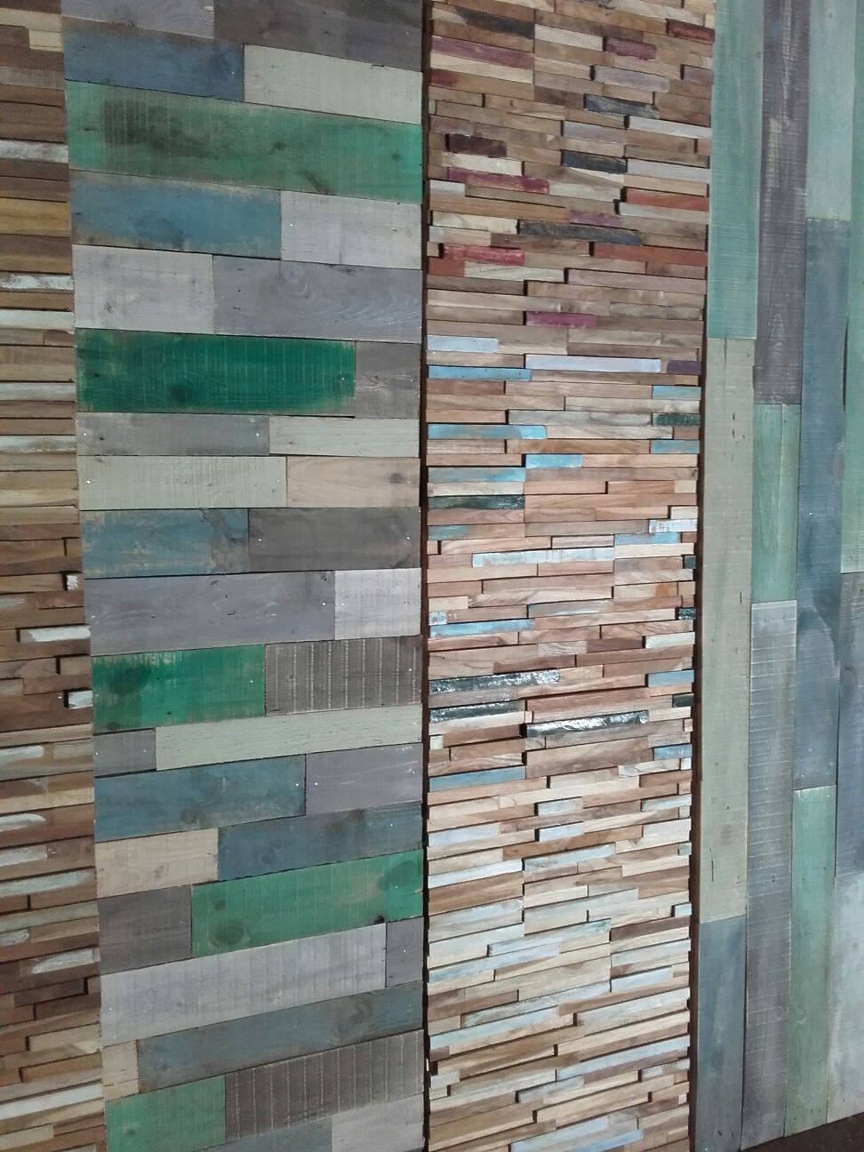 Woodindustries sloophouten wandbekleding