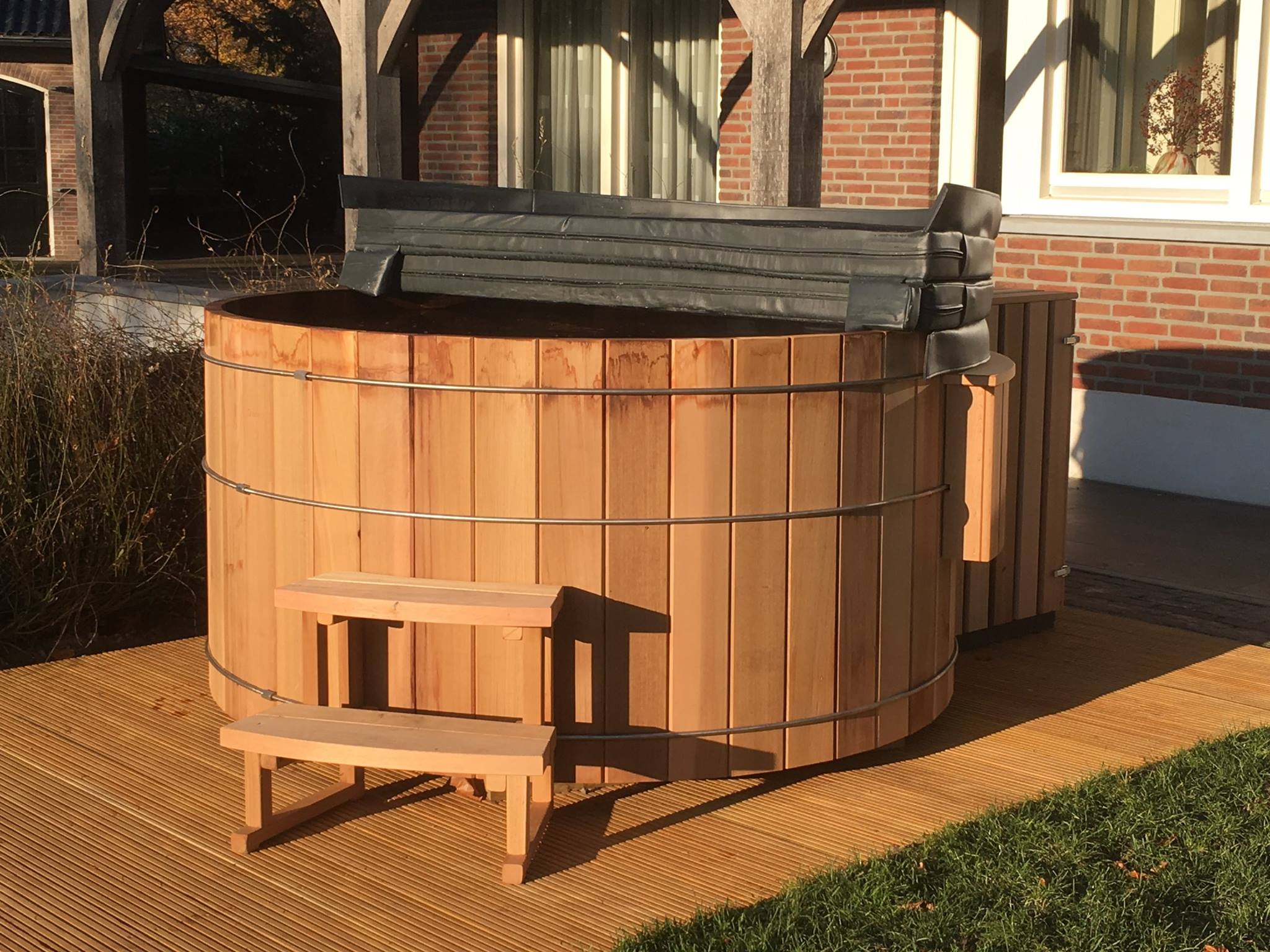 Houten Storvatt Hottub Red Cedar