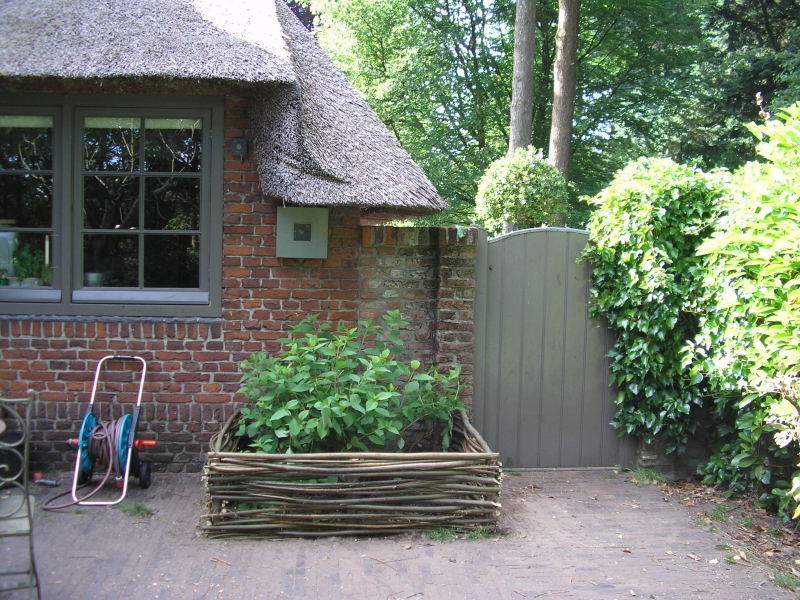 Wilhout wilgentenen schutting ideeën