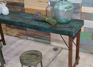 Woodindustries Sidetable