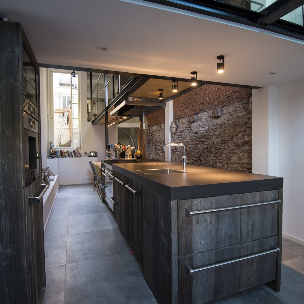 Industriële Barnwood keuken van RestyleXL