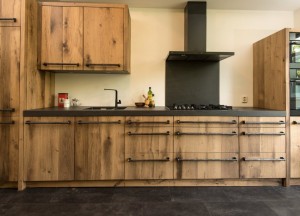 RestyleXL keuken van geschaafd oud eiken