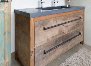 RestyleXL badkamermeubel van oud eiken en beton - RestyleXL