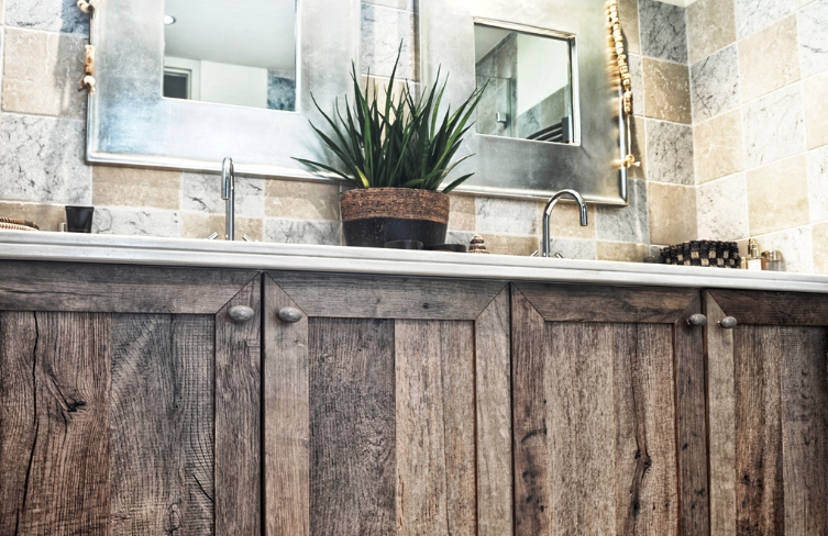 RestyleXL badkamermeubel van nostaligisch eikenhout