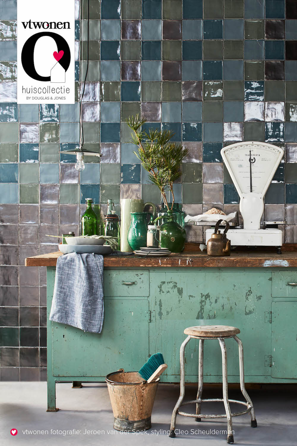 vtwonen serie Villa tegels by Douglas & Jones