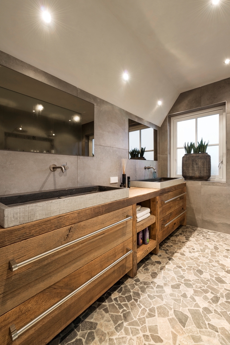 RestyleXL badkamermeubel eiken hardsteen