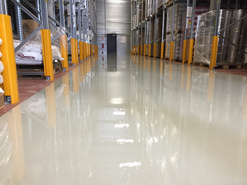 Rolcoating voor garagevloer | Unica-Vloeren