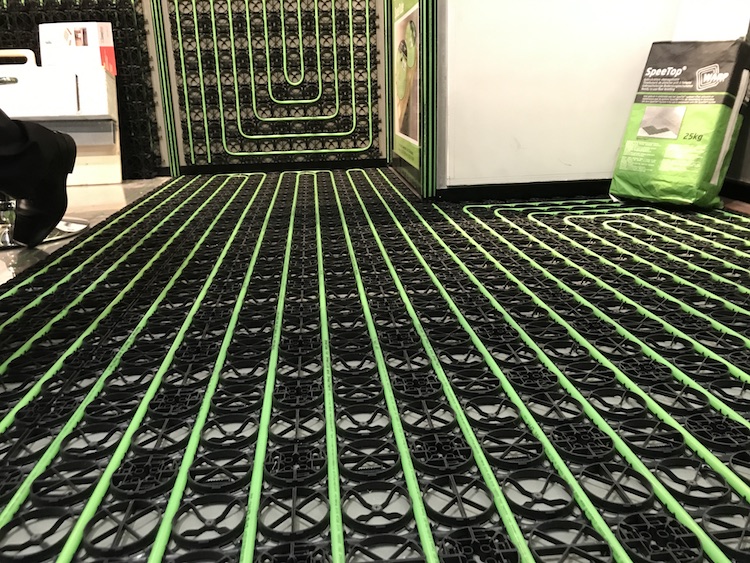 Vloerverwarming en -koeling in één