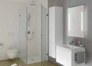 Badkamermeubel in glanzend en mat wit