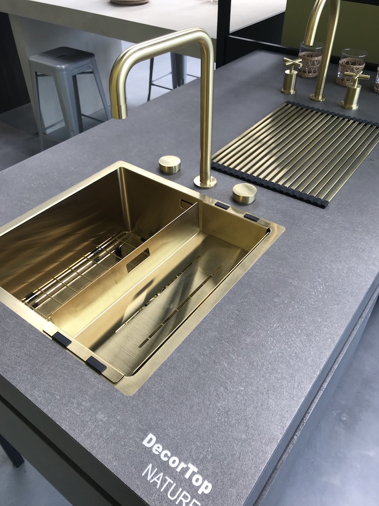 Trendy Spoelbak in goud