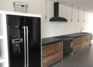 Moderne houten keuken oud eiken