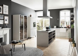 Design keuken met slank kookeiland