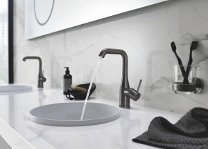 Complete badkamer in kleur met Grohe