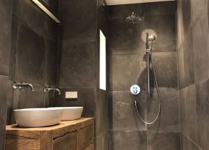 Oud hout in de badkamer | RestyleXL - RestyleXL