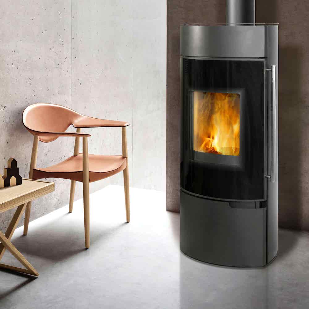 Moderne houtkachel van staal | Thermia