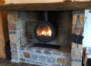 Hangende houtkachel | de Heide Smid - De Heide Smid