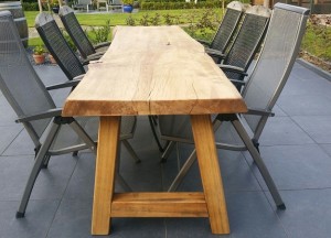 Eiken boomstam tuintafel | Woodindustries - Woodindustries