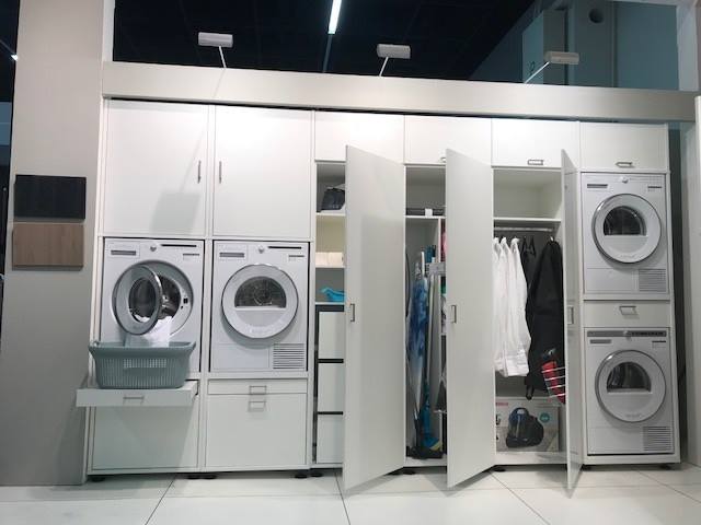 Inbouwkast wasmachine bijkeuken | Wastoren