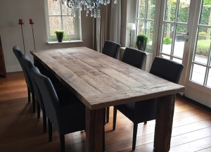 Robuuste eettafel | RestyleXL - RestyleXL