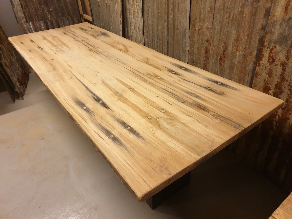 Eiken gebinten tafel