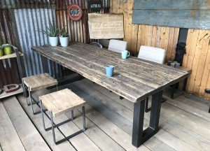 Industriële wagonhouten tafel - Woodindustries