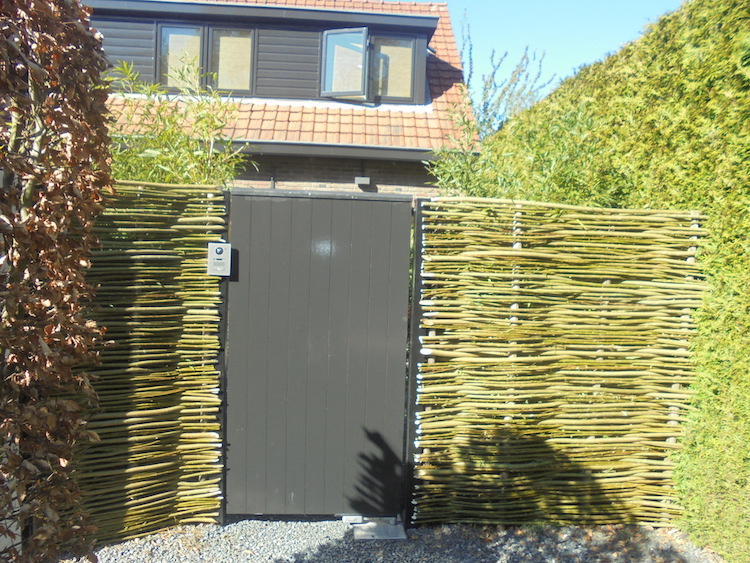 Natuurlijke schutting van wilgentenen | Wilhout