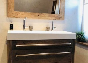 Oud eiken badmeubel met rvs greep | RestyleXL - RestyleXL