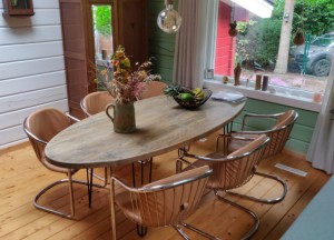 Ovale robuuste industriële tafel