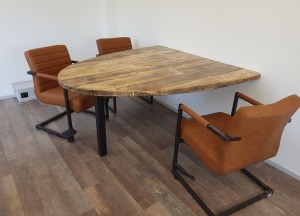 Industrieële eettafel - Smood