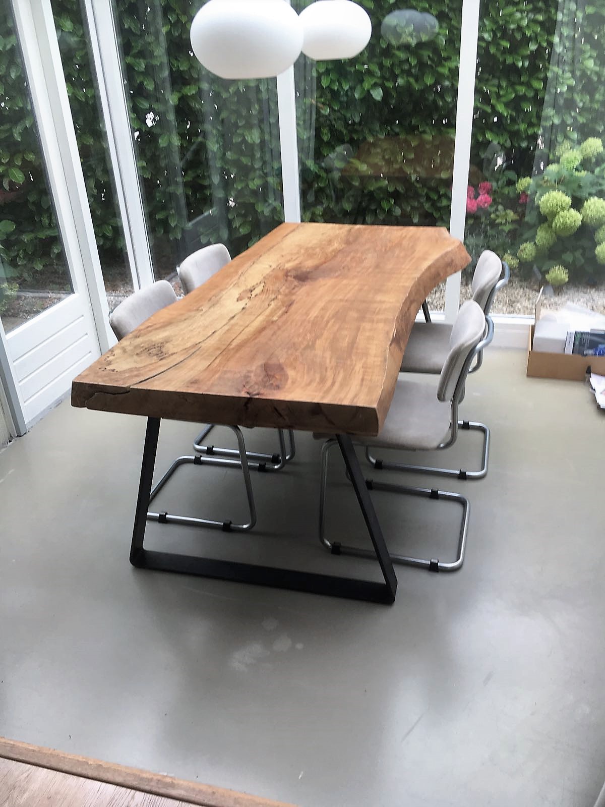 Elmwood boomstam tafel