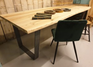 Eiken boomstamtafel voor de keuken - Woodindustries