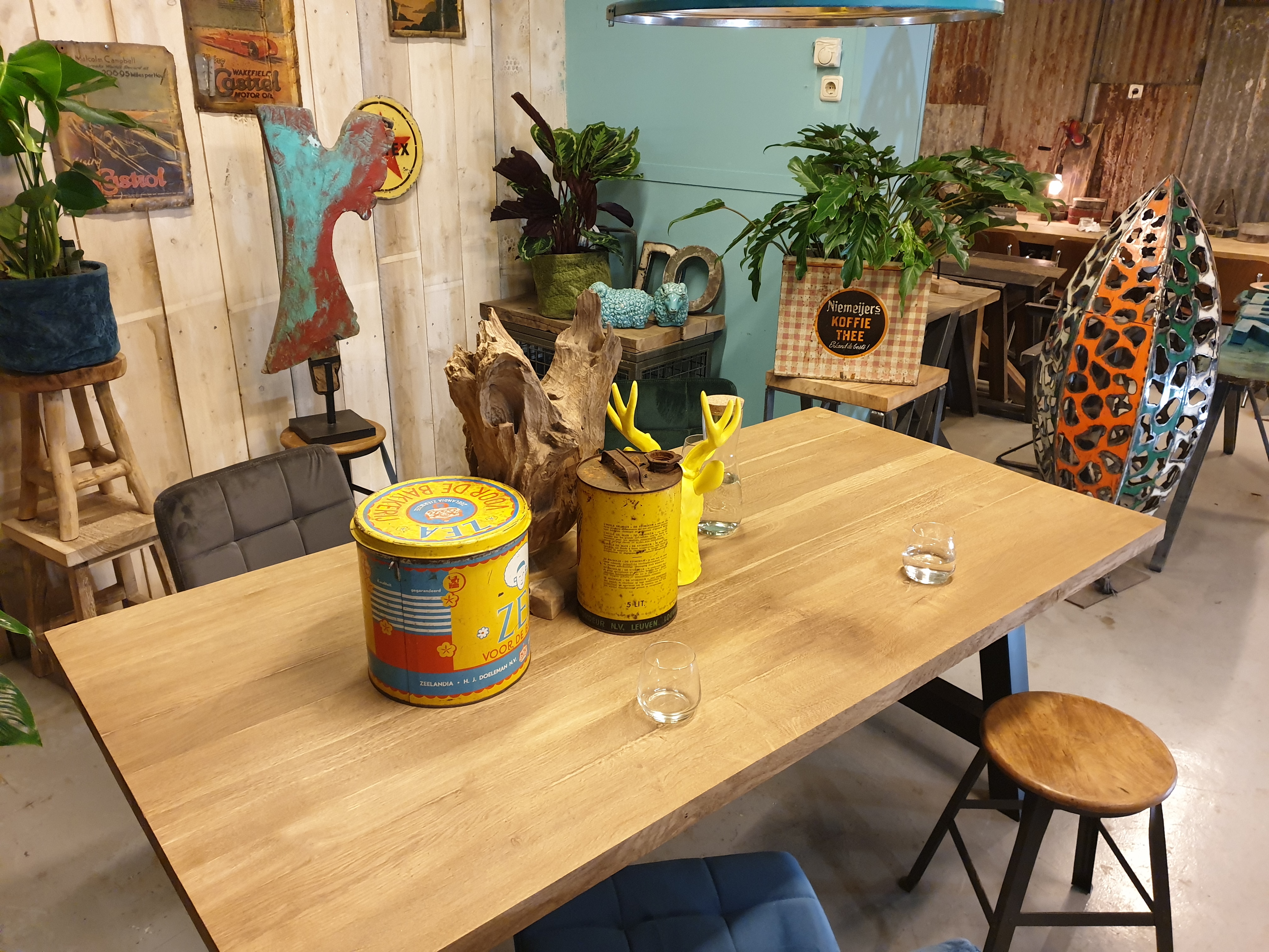 Eiken eetkamertafel gerookt