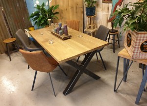 Gerookt eiken tafel - Woodindustries