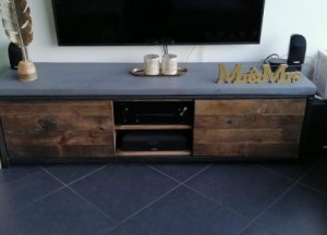Industrieel tv meubel | Woodindustries
