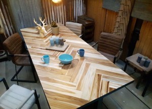 Visgraat eettafel | Woondindustries