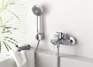 Het re-design van de geliefde Kludi Logo Mix keuken- en badmengkranen, - 