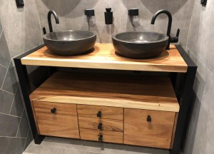 Suar badkamer meubel op maat | Woodindustries - Woodindustries
