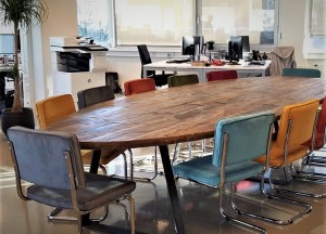 Oud gebinte tafel - Woodindustries