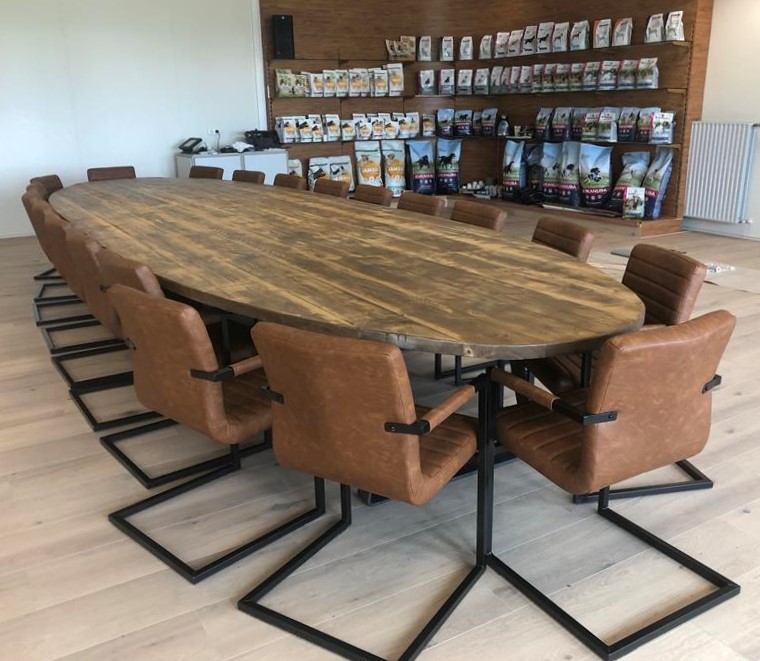 Oud gebinte tafel ovaal | Woodindustries