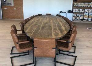 Oud gebinte tafel ovaal | Woodindustries