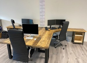 Robuust bureau - Woodindustries