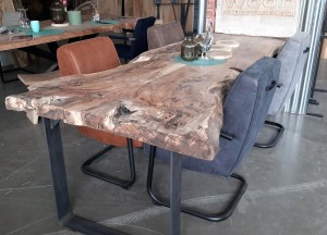 Unique treetop table | Woodindustries - Woodindustries