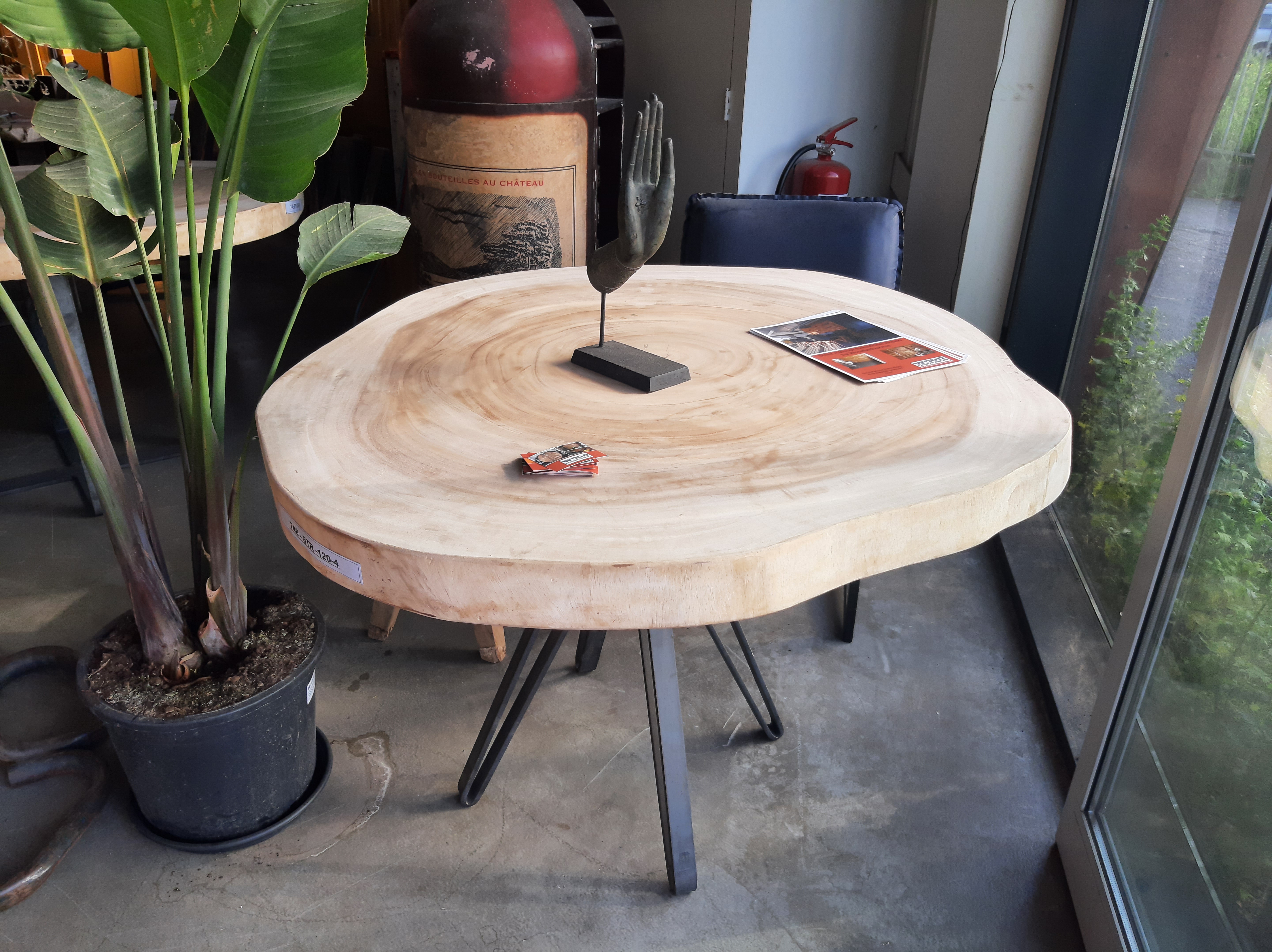 Ronde suartafel eettafel
