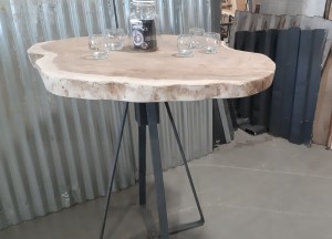 Suar bartafel midden triangel - Woodindustries