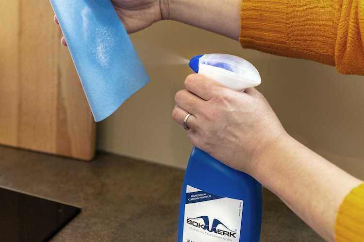 Achterwand cleaner set | Bokmerk