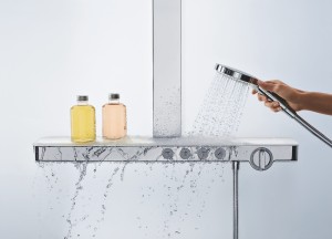 Mooi! Hansgrohe douchebediening met strak planchet - 