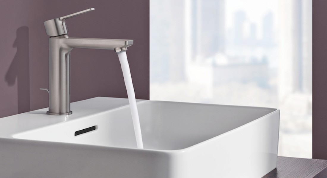 Designkranen sieren hedendaagse badkamers