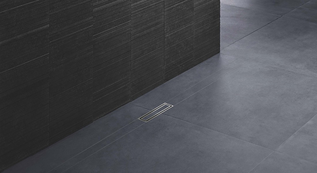 Voor een stijlvolle douchevloer: betegel de douchevloergoot